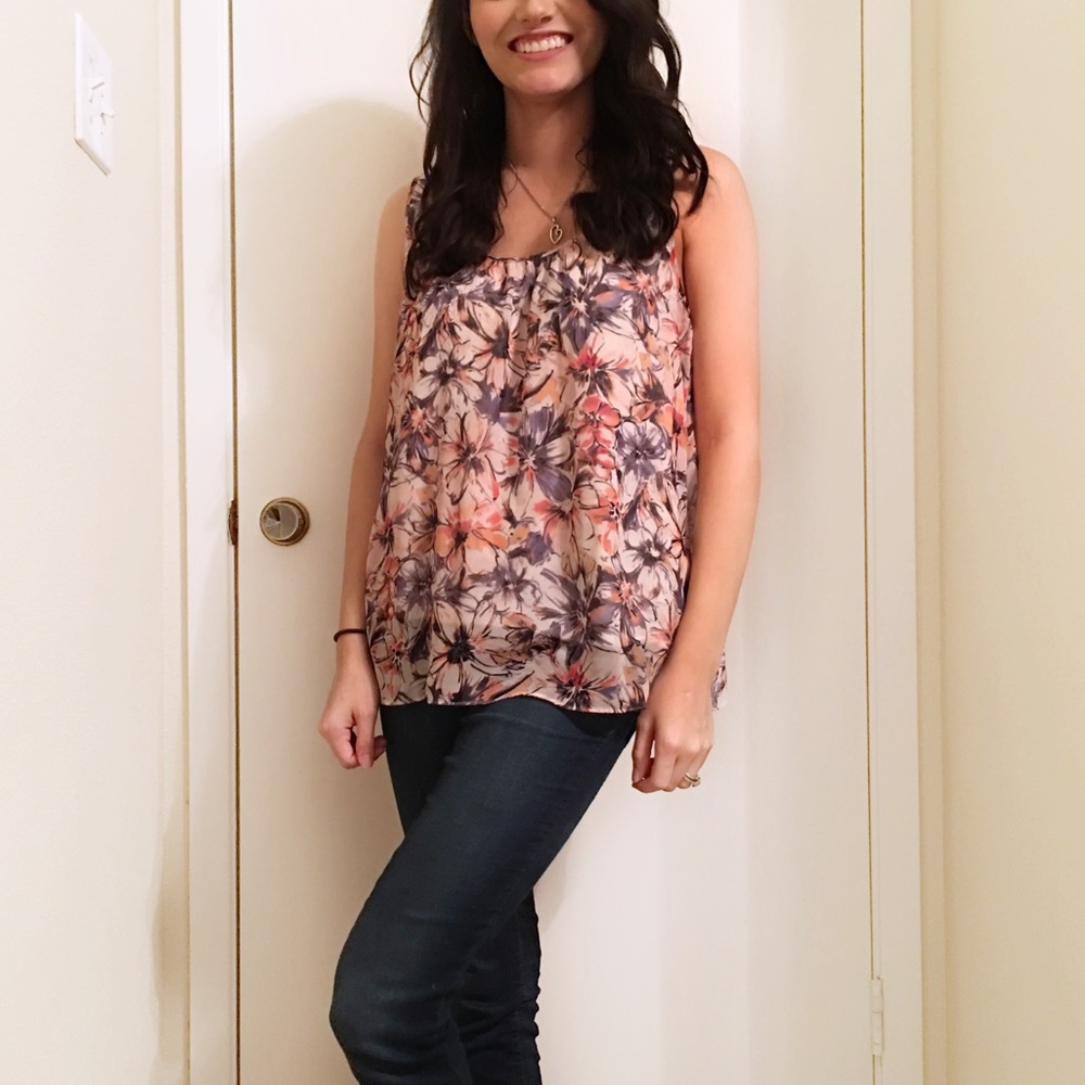✨LOFT Floral Tank/Blouse✨